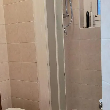 Porta Romana Small Studio Apartment Milan