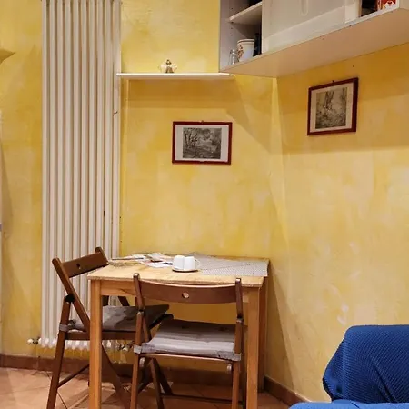 Porta Romana Small Studio Milánó